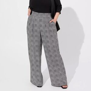 Torrid Wide Leg Studio Crepe High Rise Pant, Black/White, 12 NWT